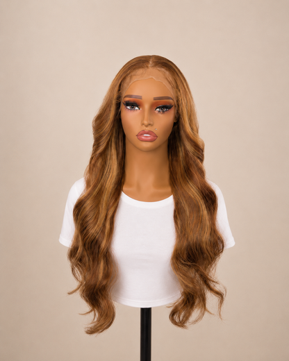Honey Blonde Body Wave Wig – 26" 13x6 Lace Frontal