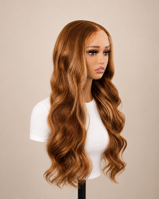 Honey Blonde Body Wave Wig – 26" 13x6 Lace Frontal