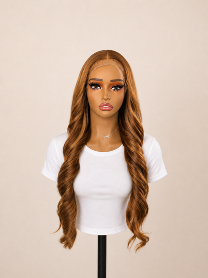 Honey Blonde Body Wave Wig – 26" 13x6 Lace Frontal